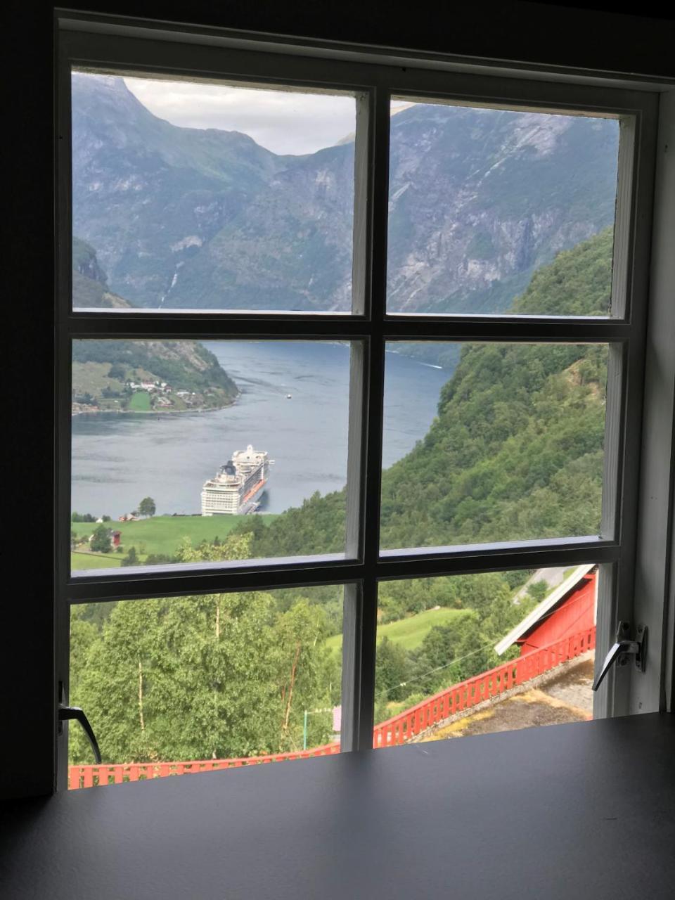 Solbakken Cabins Geiranger Exterior photo